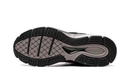 990v4 "Made In USA - Black / Silver" U990BL4