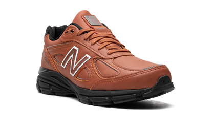 990V4 MADE IN USA "TEDDY SANTIS - MAHOGANY BLACK" U990RB4