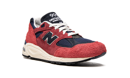 990v2 Made In USA "Chrysanthemum" M990AD2