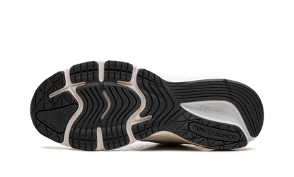 990v6 "Made in USA - White Sea Salt" U990GB6