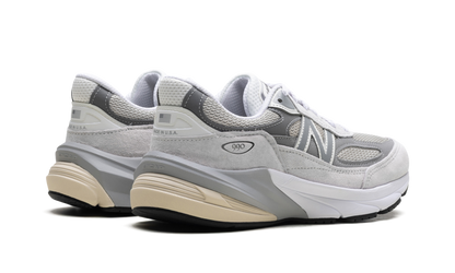 990v6 "Made in USA - Reflection Marblehead" U990NC6