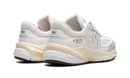 990v6 "Made in USA - White Sea Salt" U990GB6