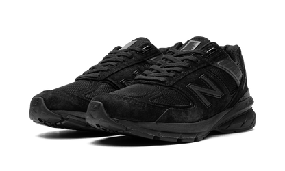 990v5 "Made in USA Triple Black" M990BB5
