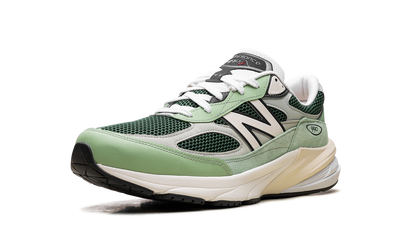 990v6 "Made in USA - Avocado" U990AB6