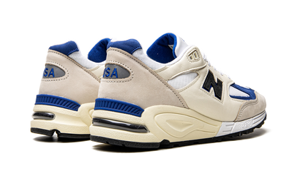 990v2 "Made In USA White/Blue" M990WB2