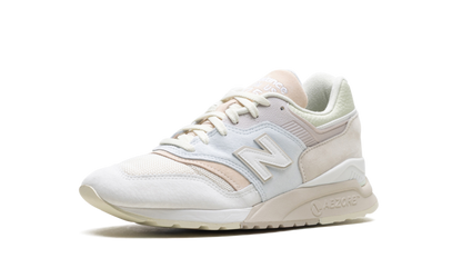 997.5 "MiUSA Kith Easter White Ice Blue Peach" U9975KT